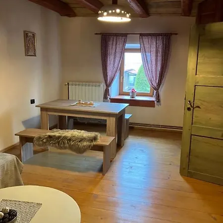 Adori Apartment *